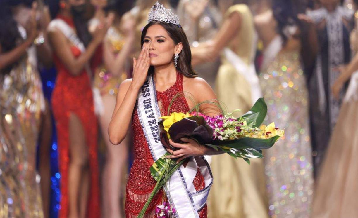 El diario señaló que durante los últimos 6 meses se ha intentado vender la marca de Miss Universo por 20 millones de dólares, pero no se concretó, además ahí también se incluyen Miss USA y Miss Teen USA.