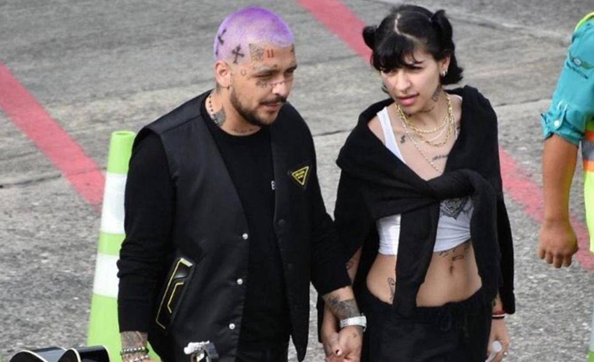 Desde hace un par de meses Christian Nodal grita a los cuatro vientos su amor por la rapera argentina Cazzu, quien corresponde al cantante y publican lo mucho que se quieren, por lo que los fans de ambos cantantes libran de culpa a Beli pues, aseguran que Nodal la olvidó primero. 