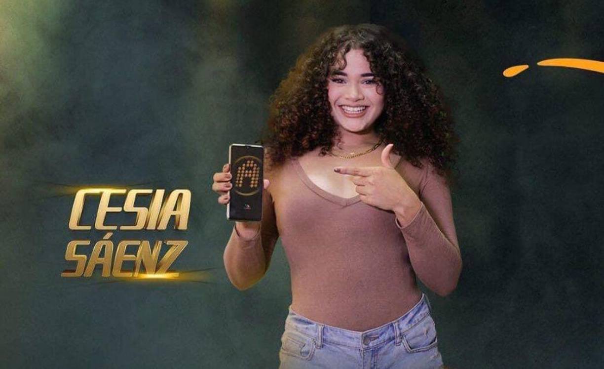 Y vote por Cesia las veces que la app se lo permita.