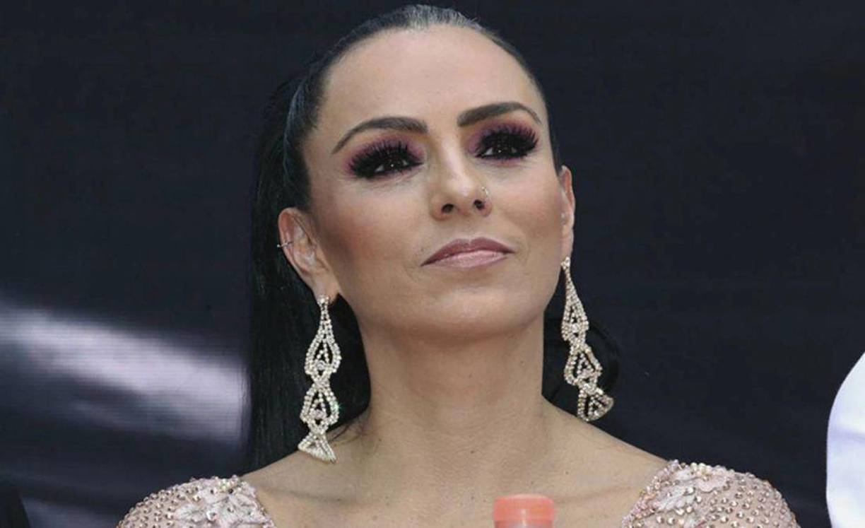 “Es una persona muy agresiva, es muy hiriente, no mide sus palabras, es muy cambiante”, agregó.