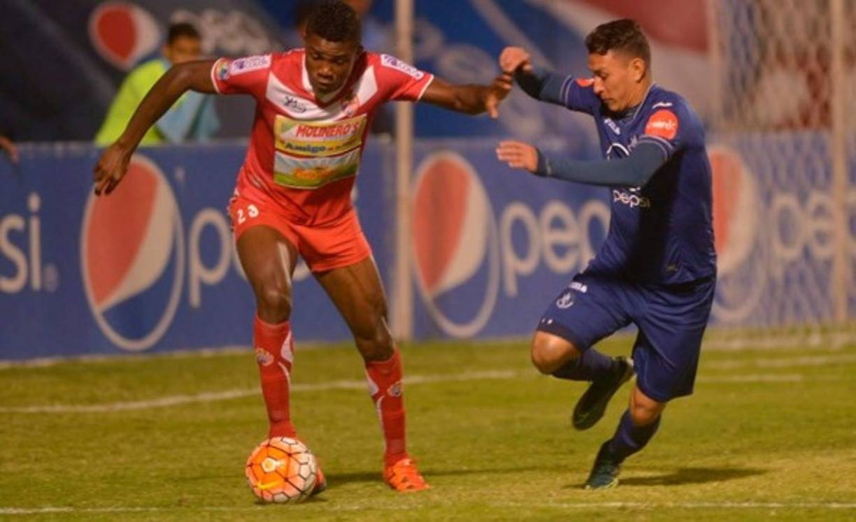 Harlington Gutiérrez: El defensor no sigue en la Real Sociedad de cara a la próxima temporada.