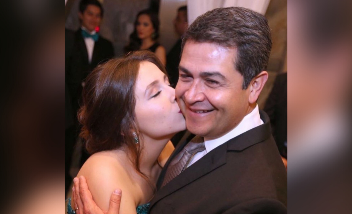 Sus mensajes se han difundido por diversas redes sociales.