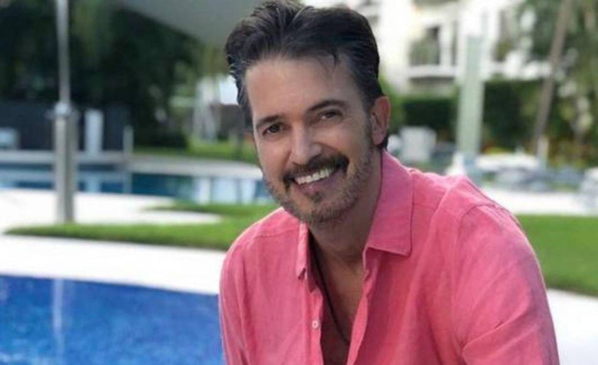 El reconocido presentador también brindaba conferencias motivacionales.