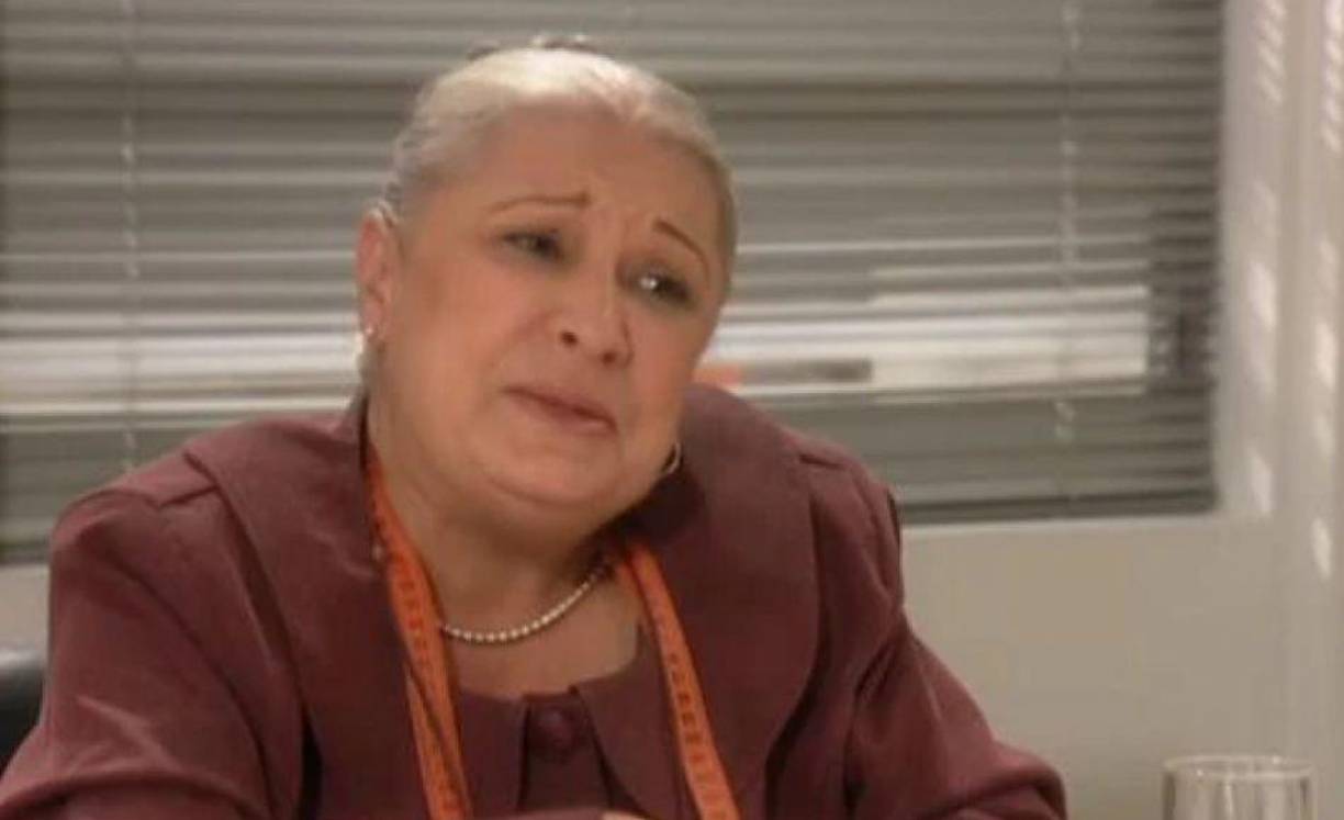 Dora Cadavid “Inesita”: Una de las más queridas de la telenovela murió precisamente este año a causa de complicaciones respiratorias. La icónica actriz fue recordada por su papel como ‘Inesita’ dentro de esta telenovela y falleció a los 84 años de edad.