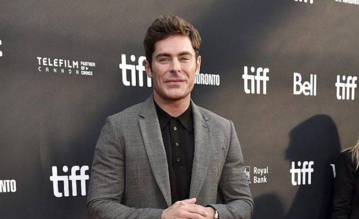 Zac Efron ha sido visto por primera vez desde que abordó los rumores de que se había sometido a una cirugía plástica, mientras asistía al estreno de The Greatest Beer Run Ever en el Festival de Cine de Toronto.