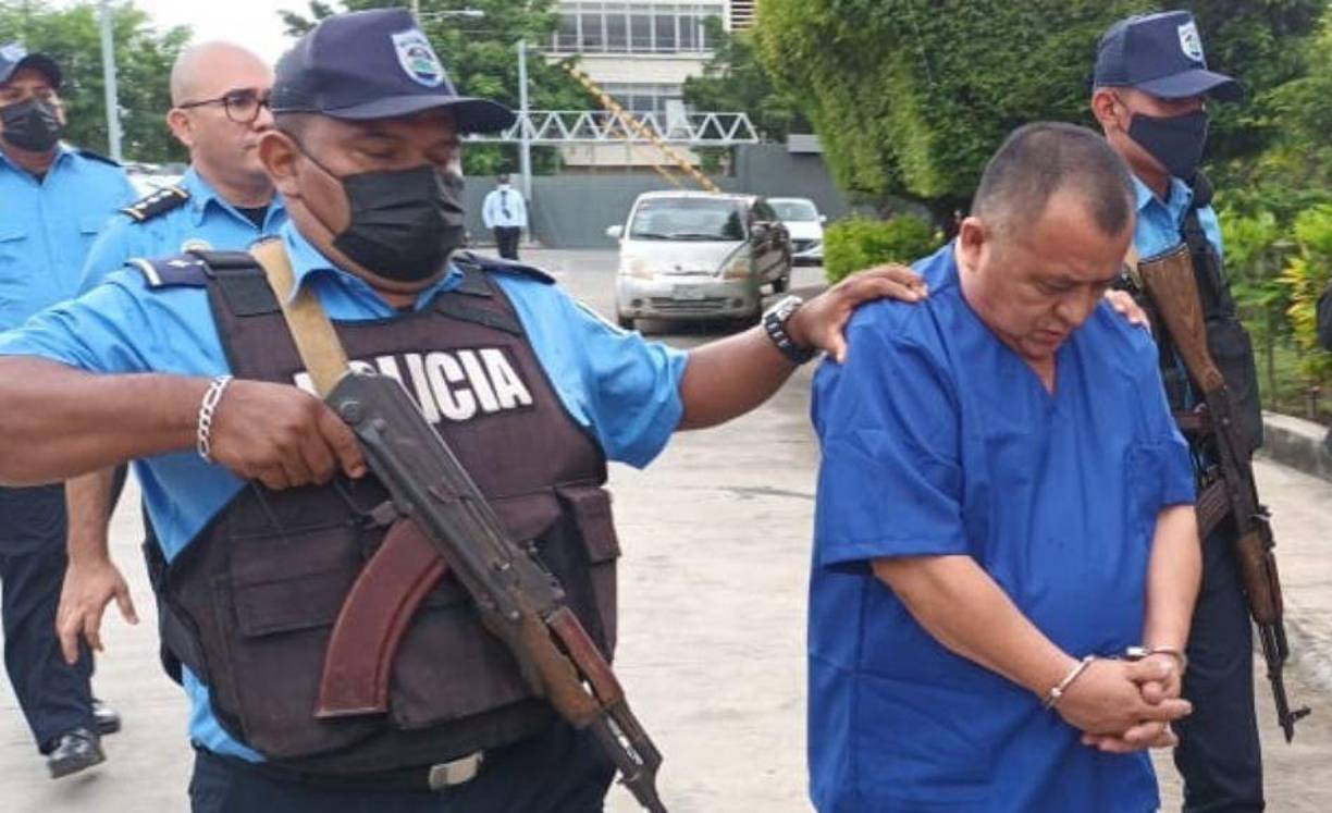 La abogada defensora pública Jennifer Hernández pidió que el procesado sea cometido a valoración médica debido a que supuestamente padece de varias enfermedades crónicas, lo cual fue aceptado por la judicial.