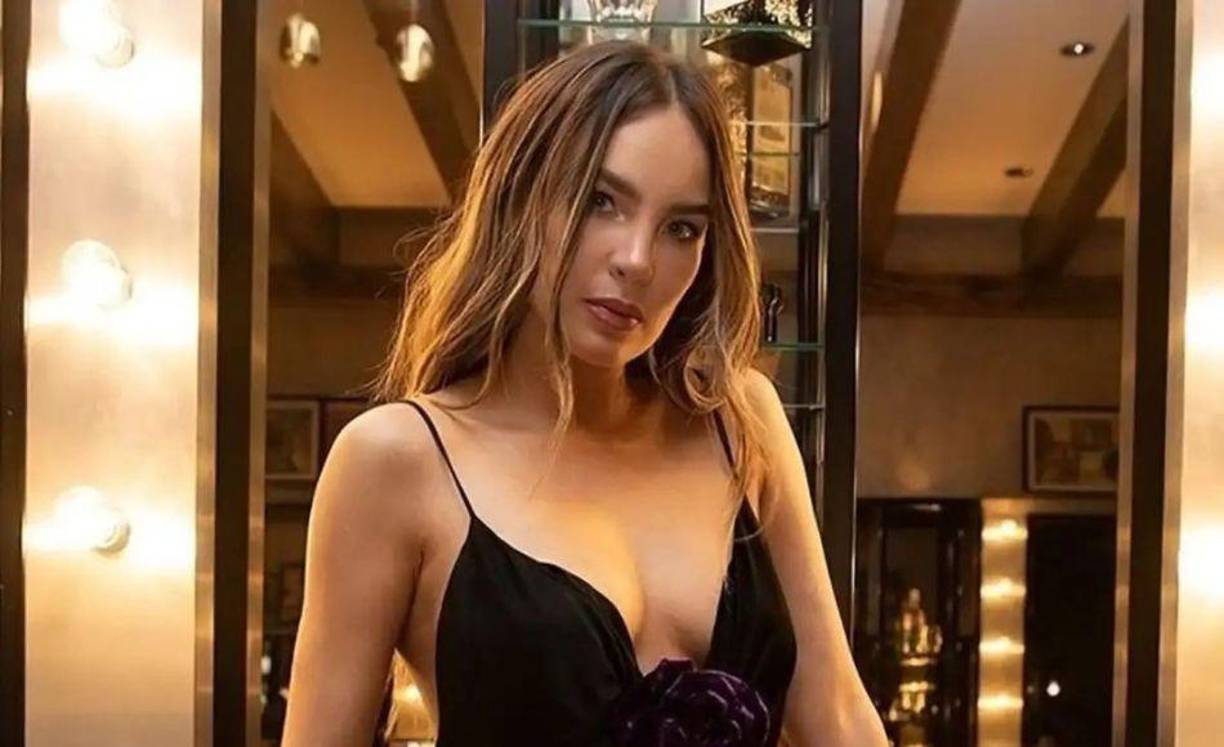 Salieron a la luz nuevas pruebas que indican que Belinda por fin olvidó a Christian Nodal, luego de la sonada ruptura, parece que la interprete de ‘Luz sin gravedad’ estaría en una nueva relación.