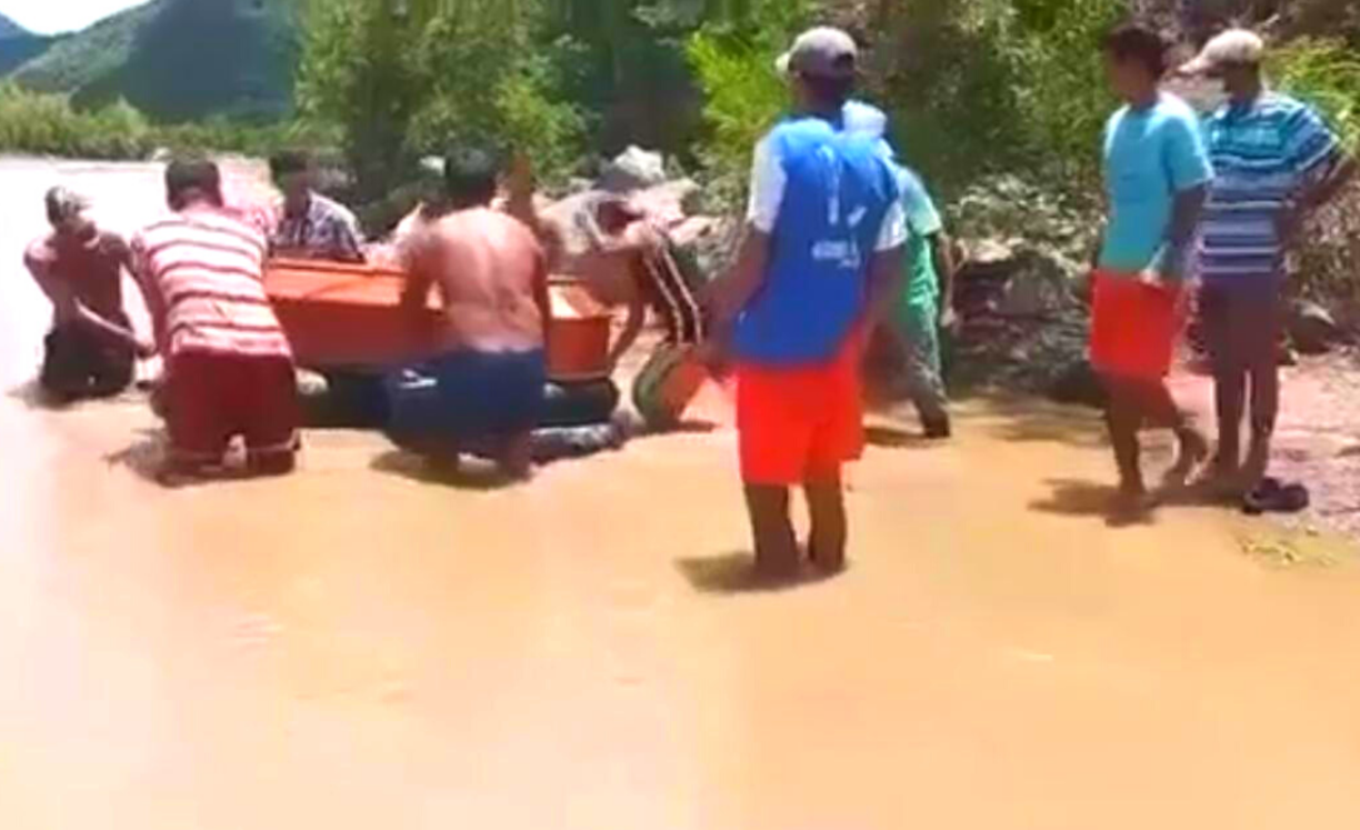 Familiares y amigos se unieron para dar el último adiós. 