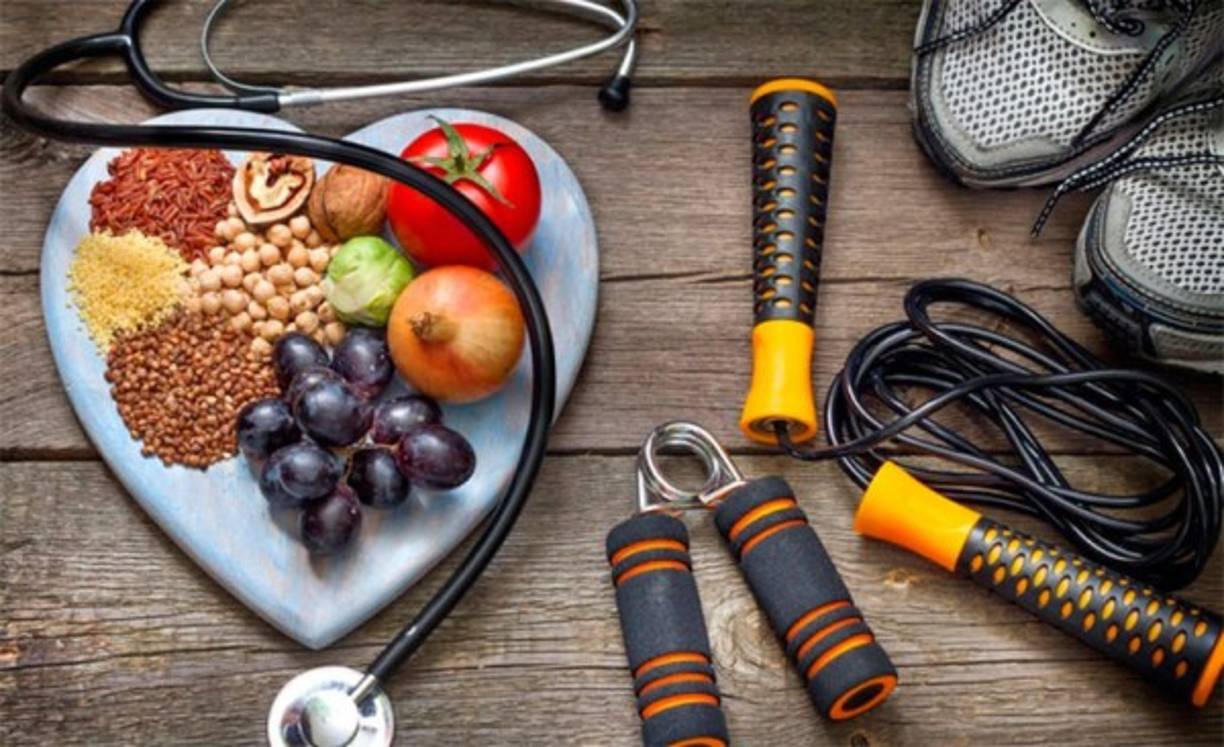 La prevención a través de modificaciones de la dieta y el estilo de vida, tiene enormes beneficios en términos de reducir la aparición de enfermedades crónicas, mejorar la esperanza de vida y reducir los costos de atención médica.