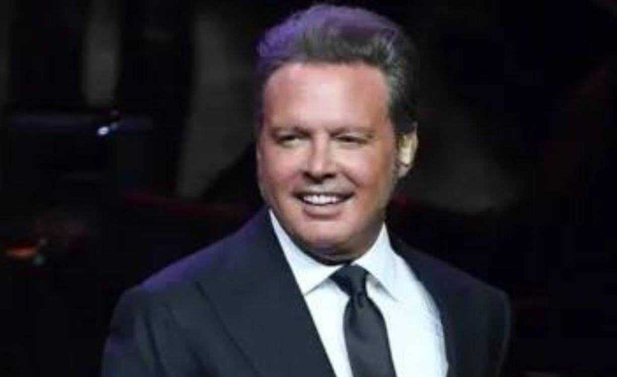 La vida amorosa de Luis Miguel siempre ha sido un misterio y sin duda tras separarse de la actriz Aracely Arámbula surgieron varias especulaciones acerca de la razón que los habría llevado a finalizar su romance.