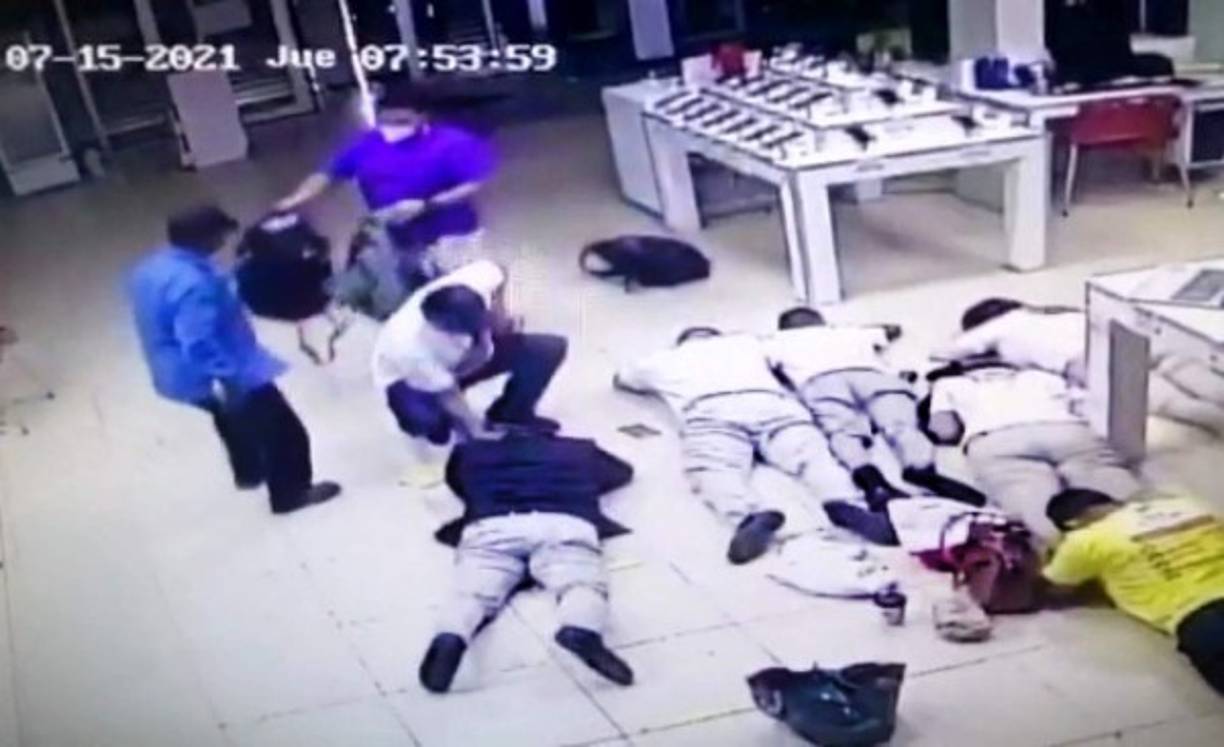 Entre los detenidos se encuentra un cabecilla de dicha estructura criminal, conocido en el mundo delincuencial con el alias “El Renco”.