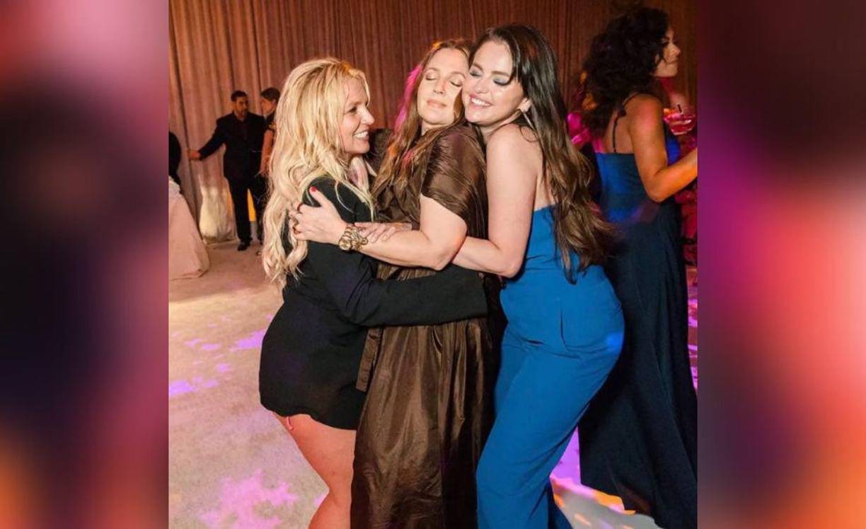 De acuerdo con información de la revista People, personalidades como Drew Barrymore, Madonna, Paris Hilton y Kathy Hilton, acompañaron a la feliz pareja durante el día más importante de sus vidas.