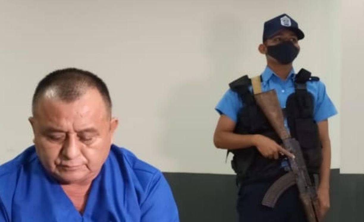 En redes sociales se han hecho diversos comentarios, unos a favor del sacerdote y otros exigiendo justicia por la menor.