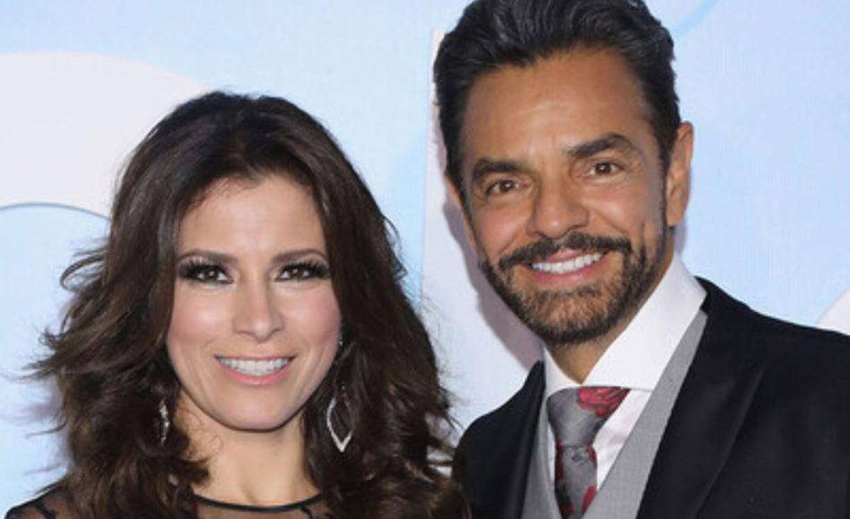 Sin embargo, el actor prefirió tomarlo con un poco de humor y acompañó la fotografía por un pequeño chiste: “Esa es la sonrisa que provoco todas las mañanas... cada que me ve en calzones”, escribió Derbez.