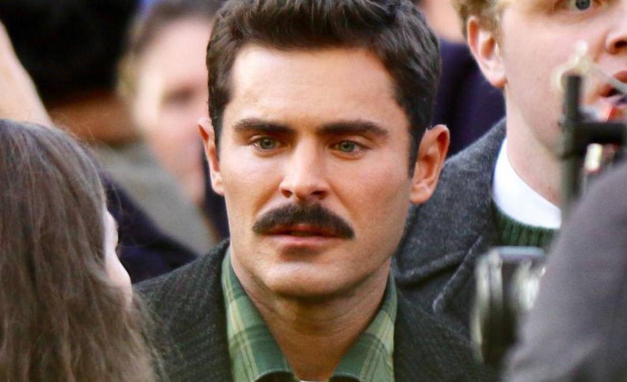 Zac Efron apareció por primera vez desde que abordó los rumores de que se había sometido a una cirugía plástica, mientras asistía al estreno de su nueva película en el Festival Internacional de Cine de Toronto el martes.