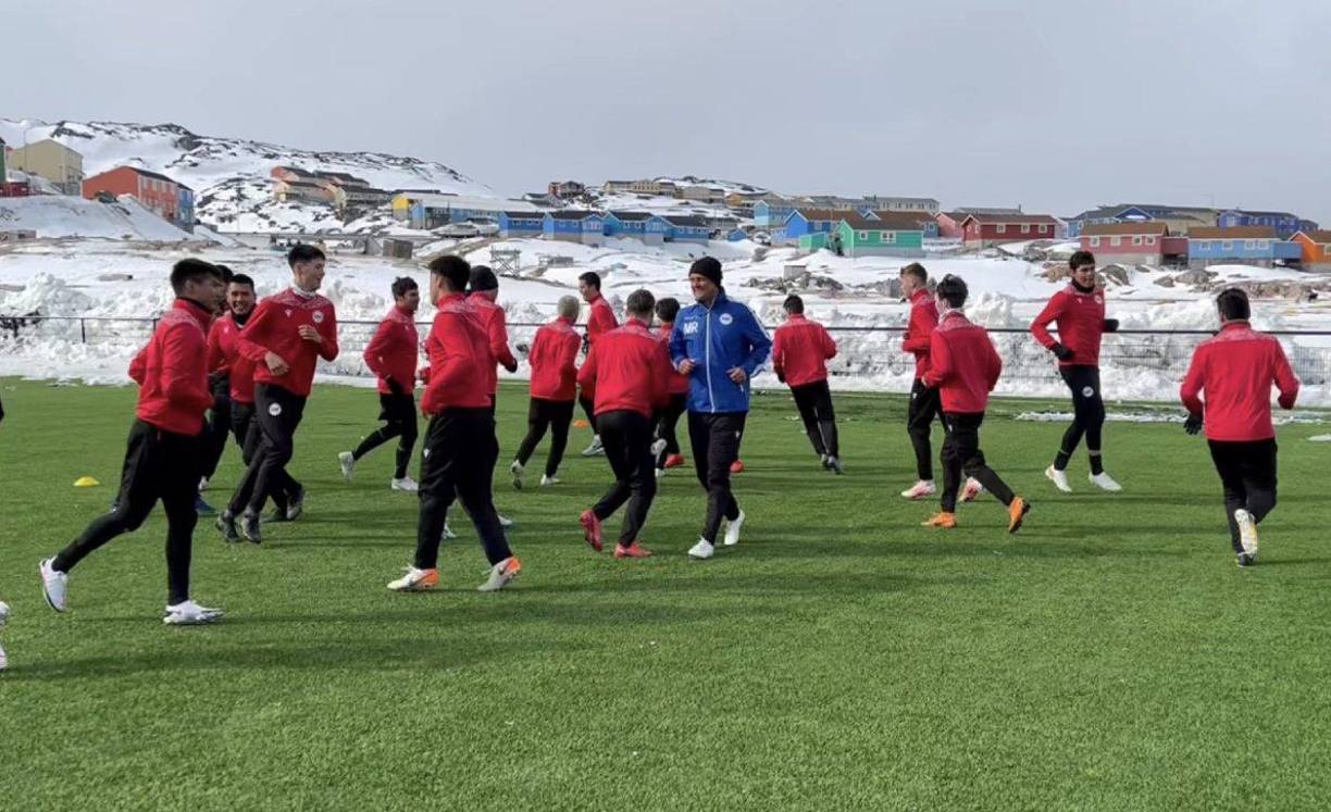 ¡Sorpresa! Selección descarta jugar en la UEFA y ha pedido unirse al área de la Concacaf en donde podría enfrentarse a Honduras. 