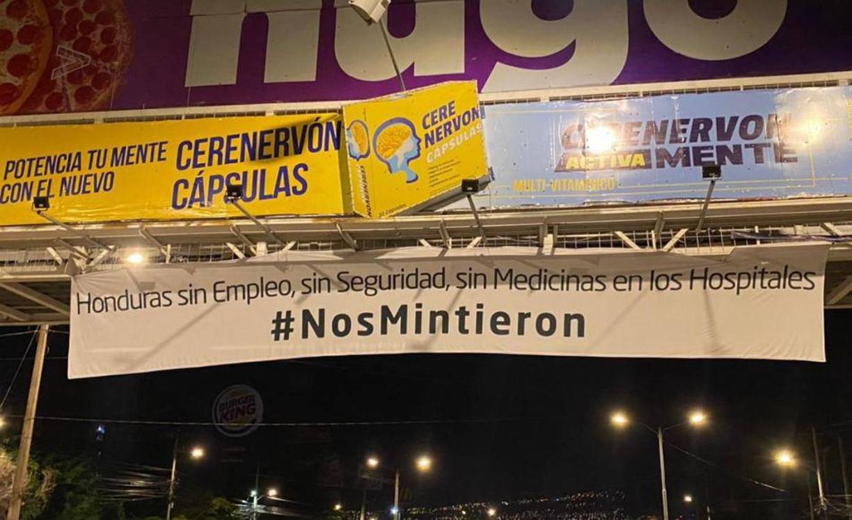 El hecho se dio en el marco del 13 aniversario del golpe de estado con Manuel Zelaya.