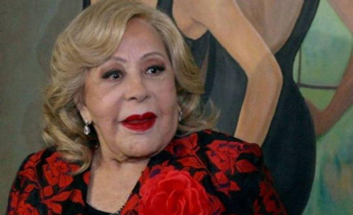 Lo cierto es que su trayectoria la ha llevado a ser una diva de México. 