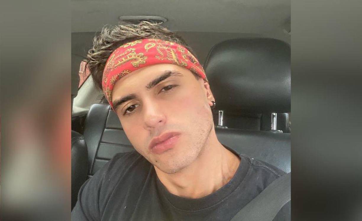 Mediante la publicación de una fotografía en su cuenta de Instagram agradeció a su familia, novia y amigos el apoyo recibido durante esta etapa de su vida.