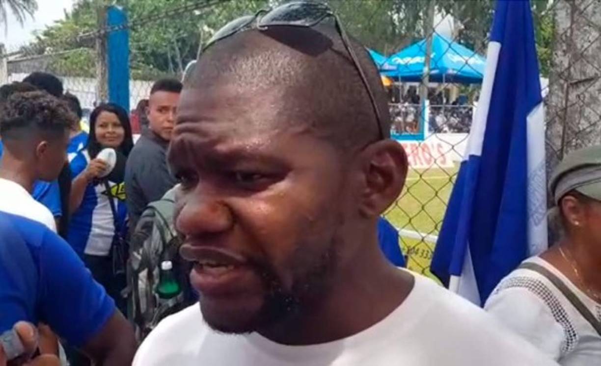 Tyson Núñez expresó su deseo de volver a vestir la camiseta del Victoria de cara a la próxima campaña tras el ascenso del cuadro ceibeño. En el equipo por ahora señalaron que no han tocado dicho tema.