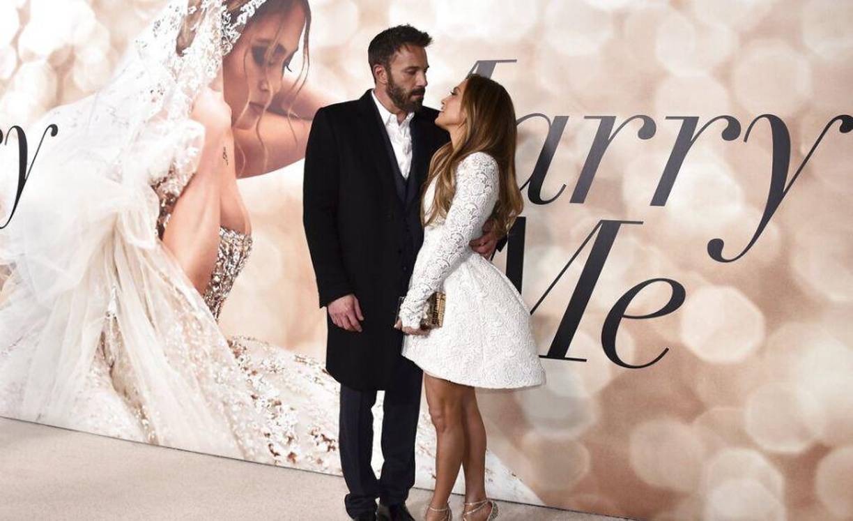 Después de una historia apasionada donde pasaron por momentos difíciles como pareja, estos dos famosos, por fin pudieron unir su vida en matrimonio luego de años de espera.