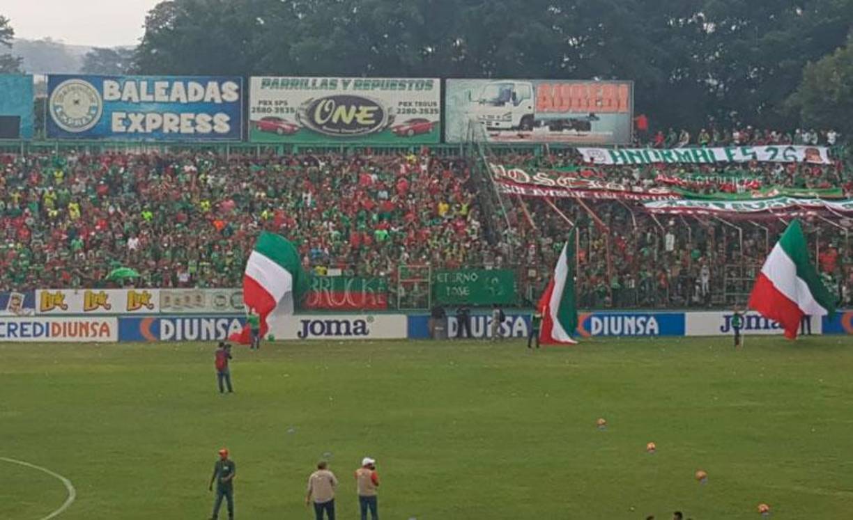 El estadio Yankel Rosenthal del Marathón tiene un aforo para 15,500 espectadores. 