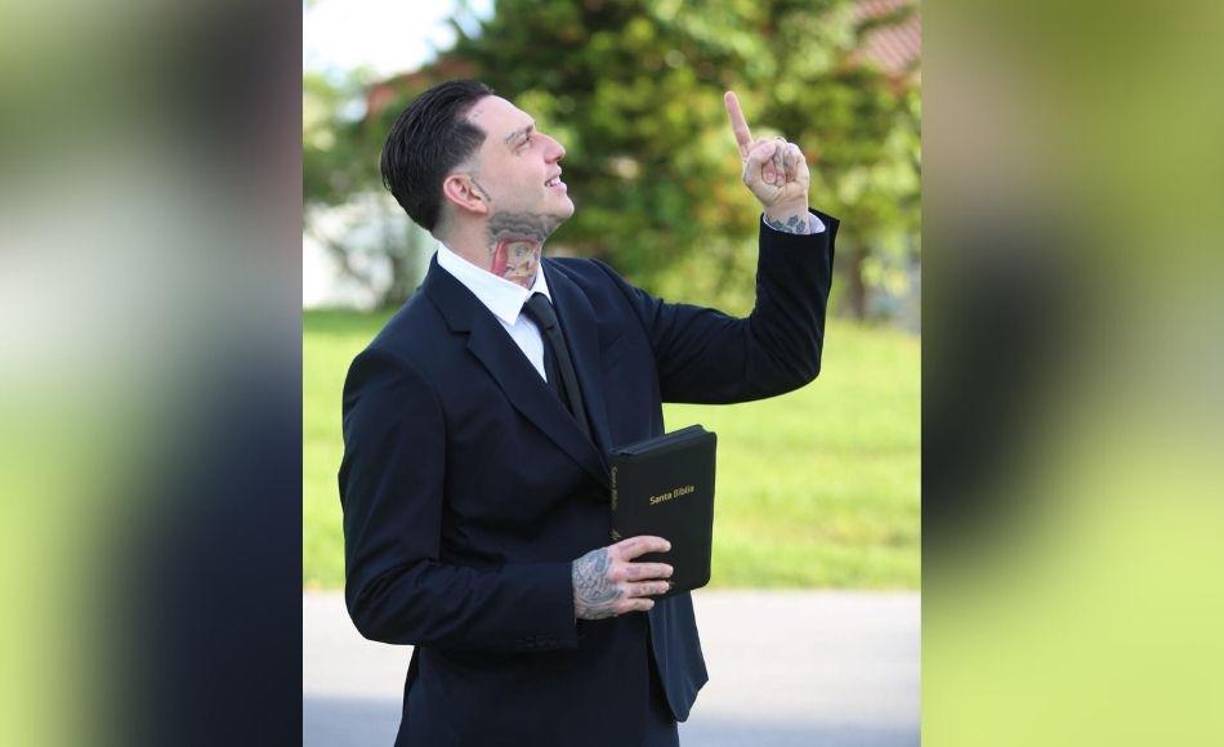 “Tomé la mejor decisión”. Con esta afirmación el cantante de música urbana hasta hace poco conocido como Lary Over informó que dejó atrás las polémicas y ahora es un servidor de la palabra de Jesucristo.