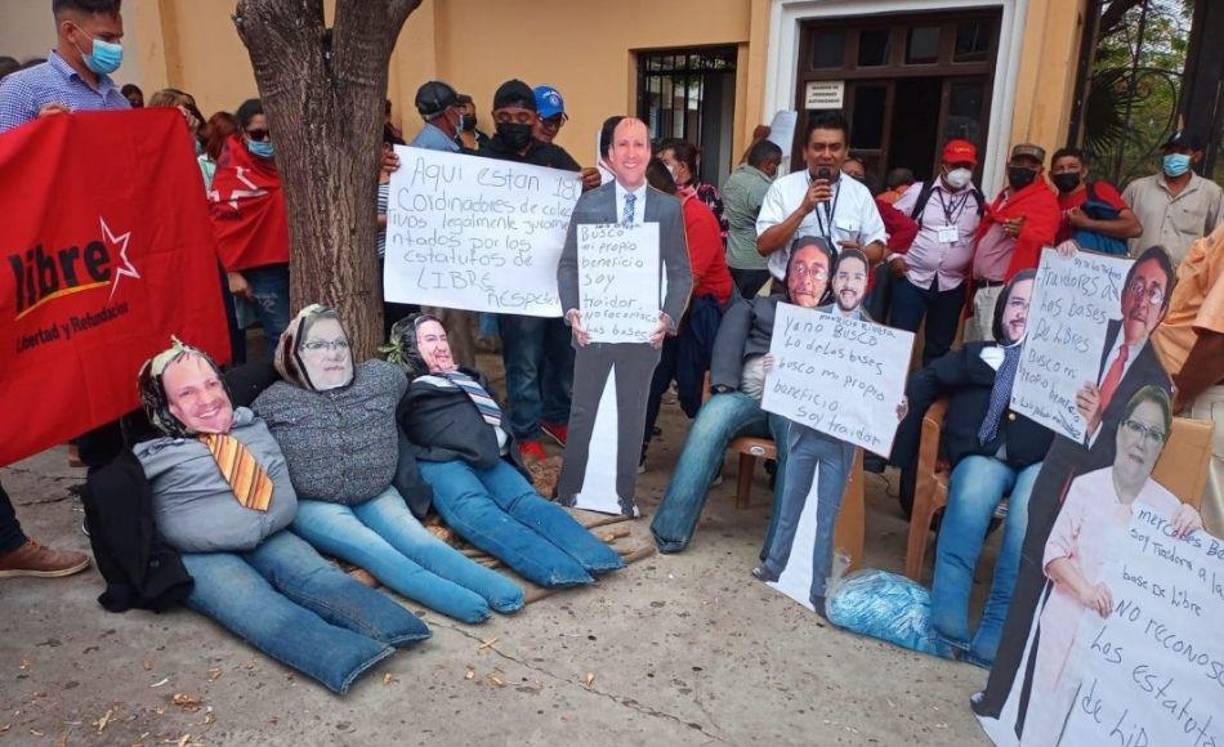 Casa Presidencial denominada como “La Casa del Pueblo” por el expresidente Manuel Zelaya ha sido el escenario de múltiples protestas encabezadas por miembros del partido Libre. 