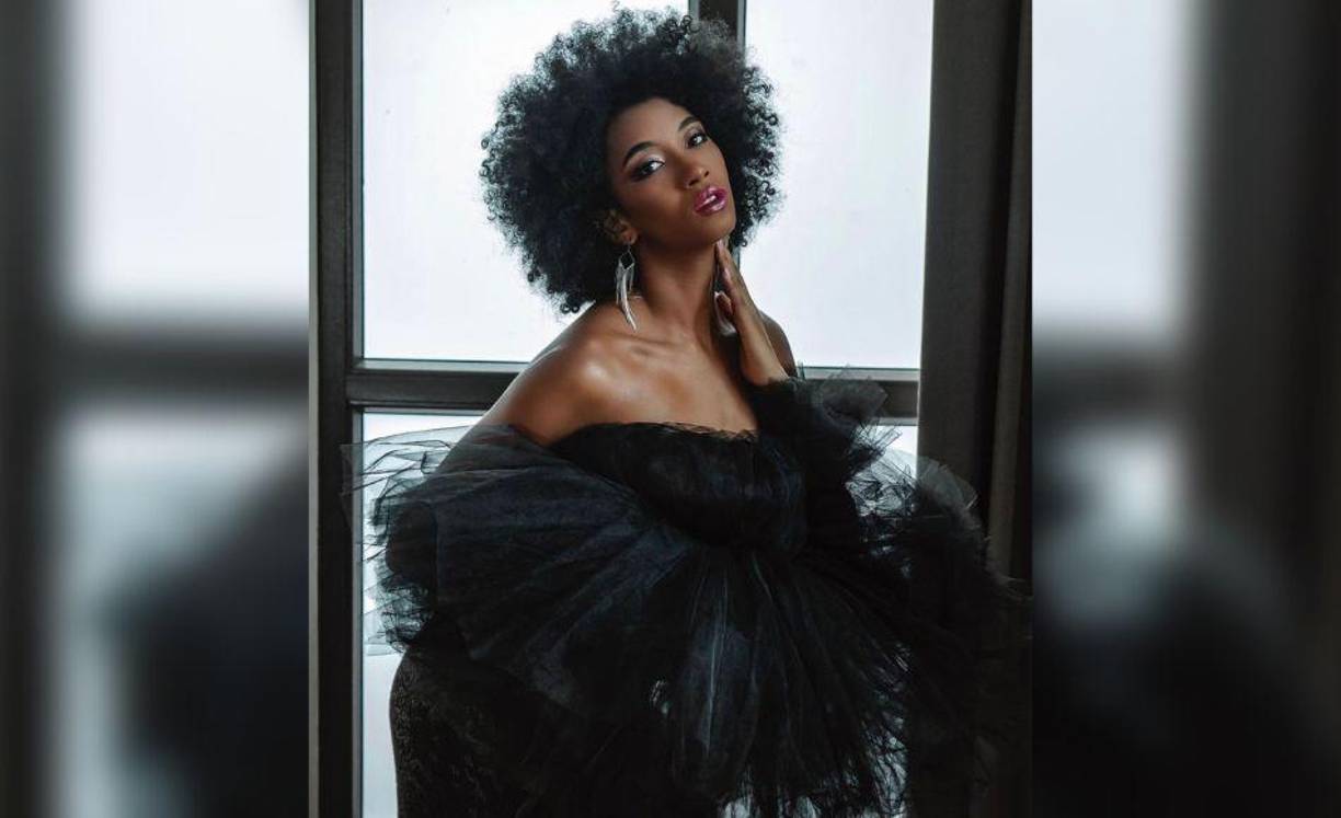 Cacho es apasionada del arte, el deporte, la enseñanza, la salud y belleza. 