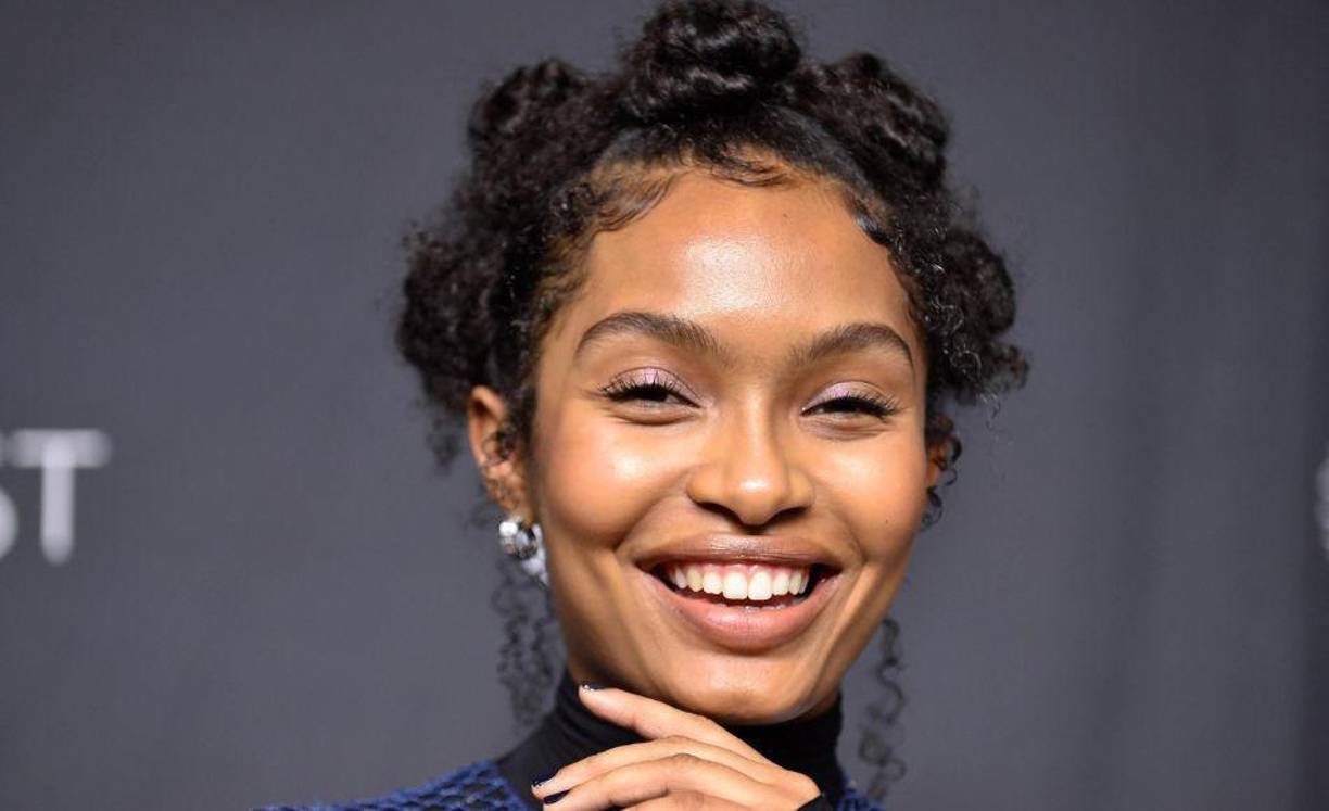 Shahidi será la primera persona de color que desempeñe el papel de Tinkerbell, un personaje que ya es conocido con piel blanca y cabello rubio en la película animada.