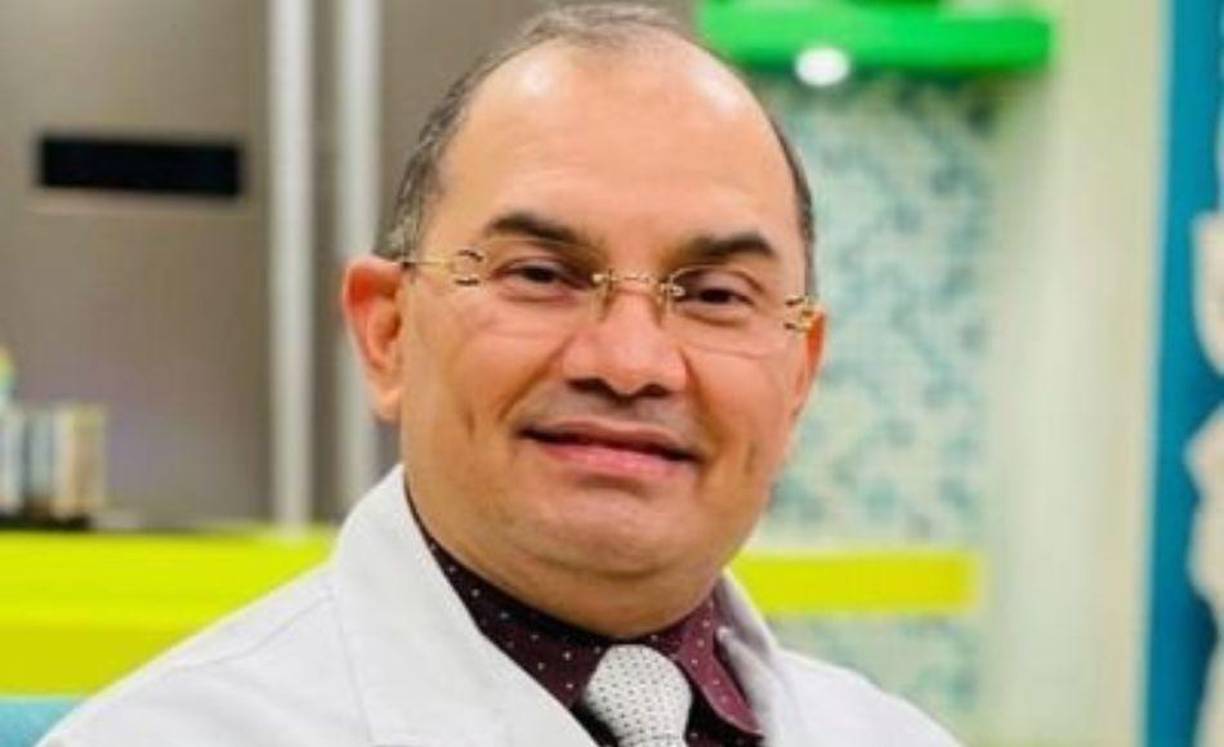 El doctor Dennis Chirinos. 