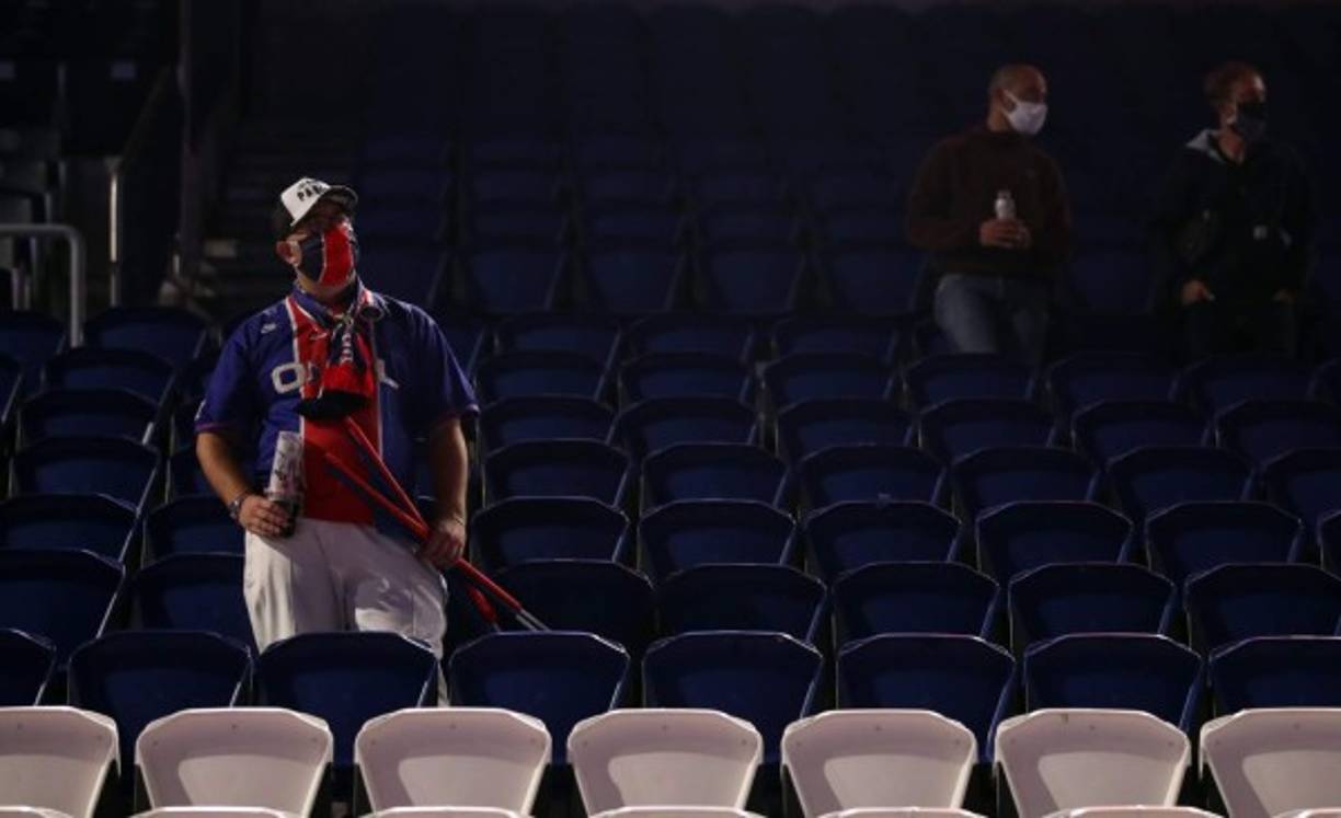 La afición del PSG tendrá que seguir esperando para ver a su equipo como campeón de Europa.