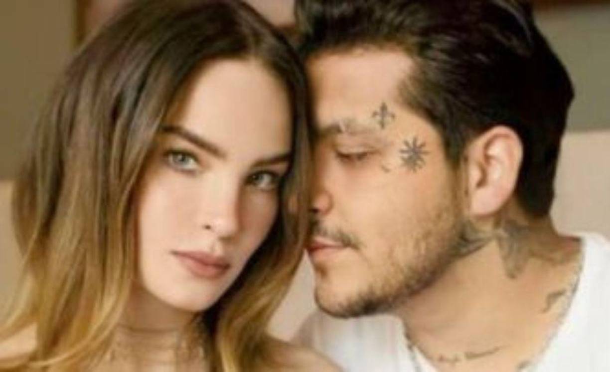 Y al parecer así seguirán (acaparando los reflectores) porque aún se desconocen las causas que llevaron a la pareja a terminar con su relación.