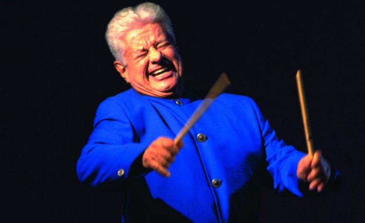 Se desenvolvió en la música cubana, por ejemplo con chachachá, mambo, bolero, pachanga, guaracha y del jazz afrocubano, jazz latino y salsa. 