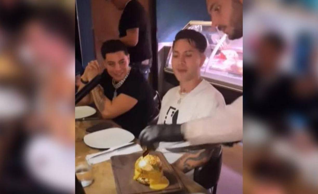 Cabe señalar que estos no fueron los únicos platillos que la banda del regional mexicano y JD Pantoja consumieron, ya que también pidieron otros alimentos que no eran tan exóticos.