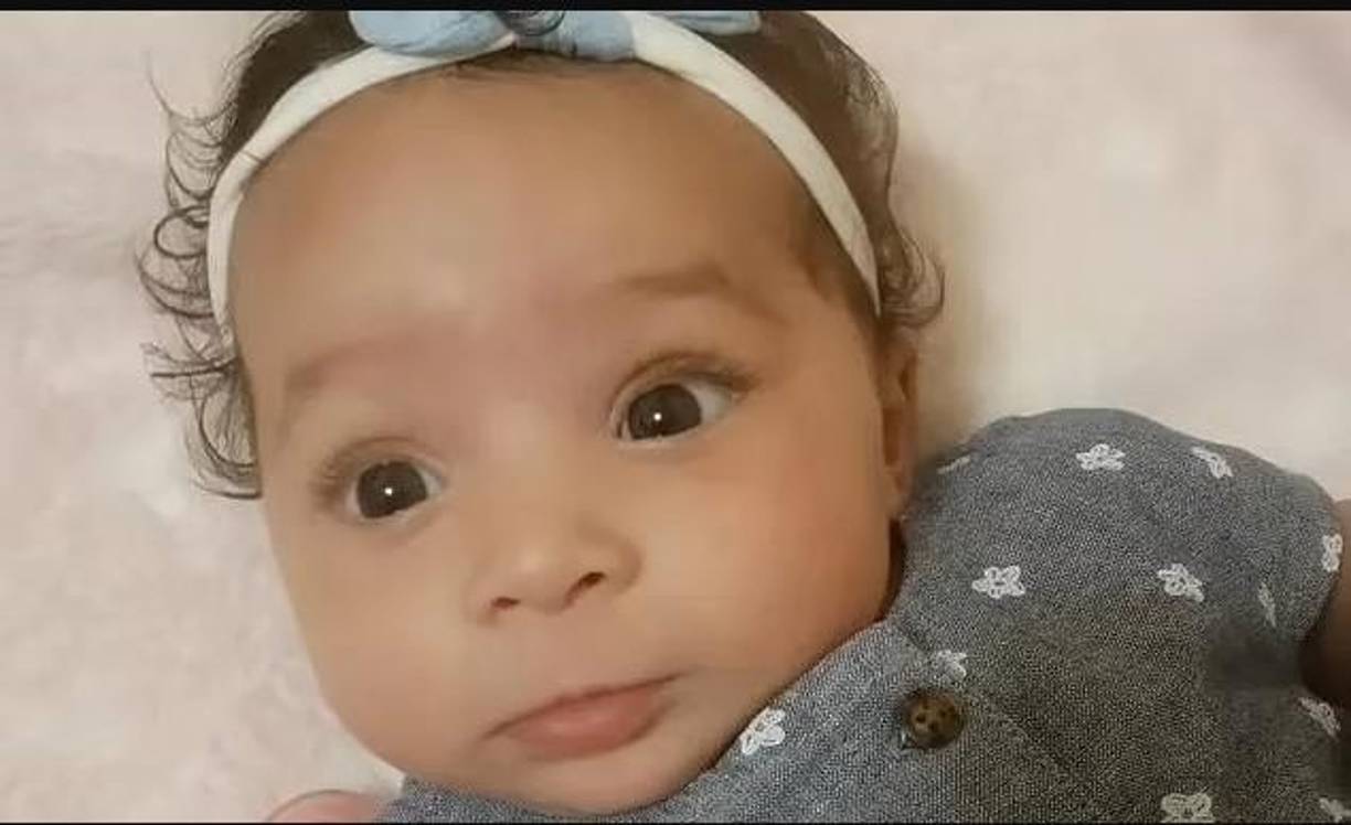 Horas más tarde se confirmó que la bebé era Genevieve Rozzlyn Comager de tres meses de nacida.