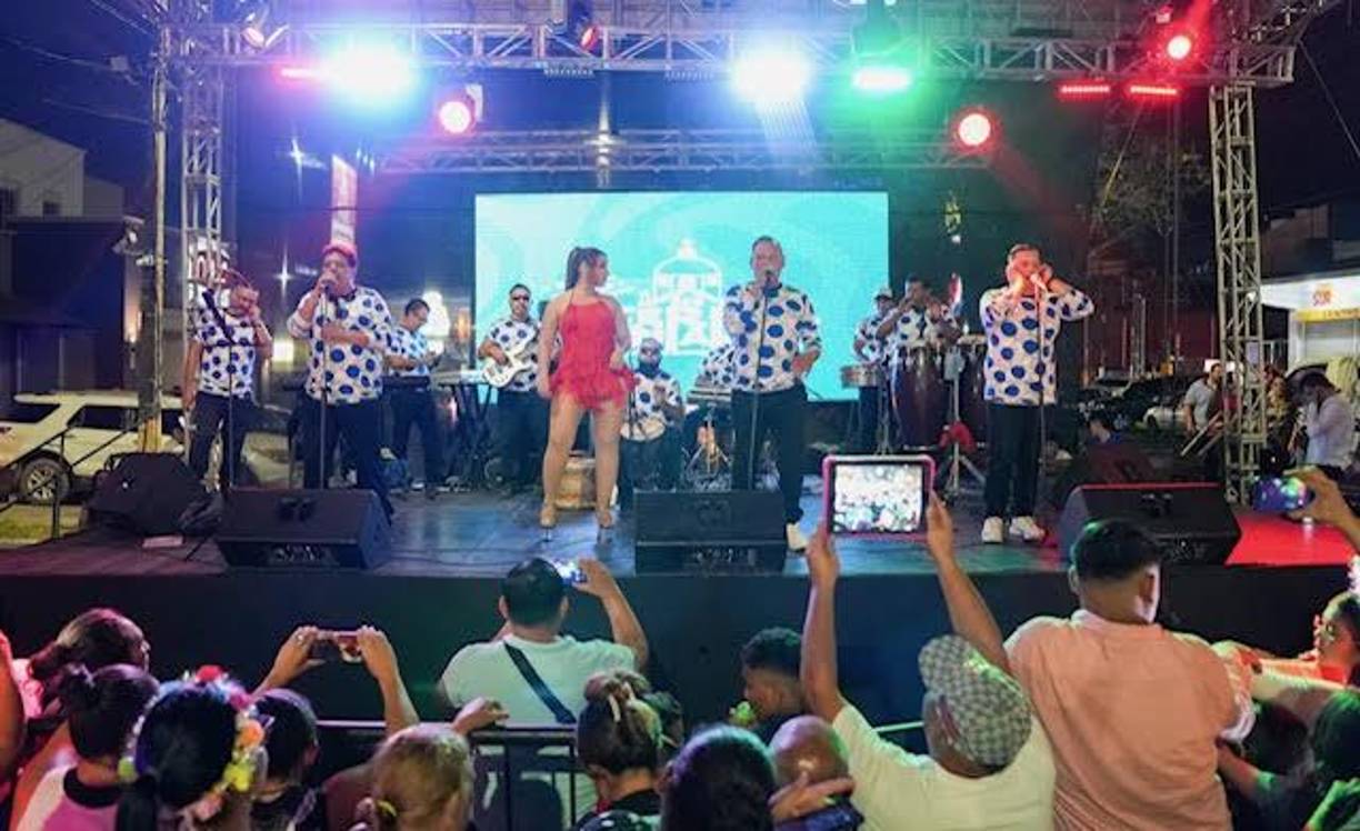 La banda Ibanez fue otro de los grupos hondureños que pusieron a bailar a los sampedranos con sus ritmos contagiosos. Sin duda Honduras tiene talento. 