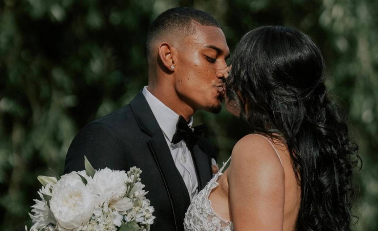 Joseph Rosales y Yensy se casaron en Minnesota y compartieron en sus redes sociales fotografías de la boda.