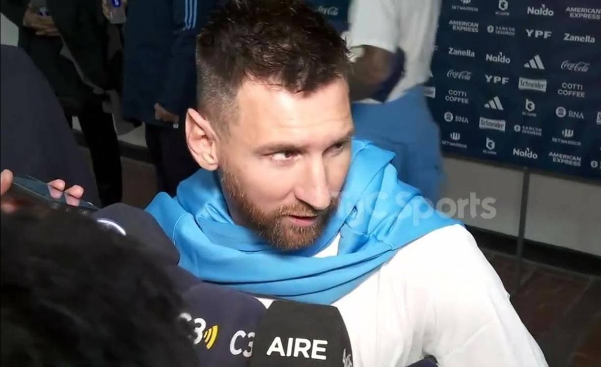 Messi fue pregunado por el escupitajo y así reaccionó: “No lo vi y no sé ni quién es el chico este. Prefiero no hablar, sino va a salir a hablar en todos lados y se va a hacer conocido”, explotó el astro rosarino contra Antonio Sanabria.
