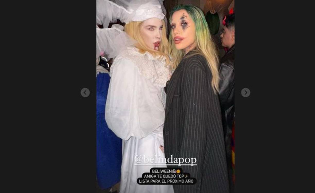 Belinda posa con la tik toker Priscila Escoto.