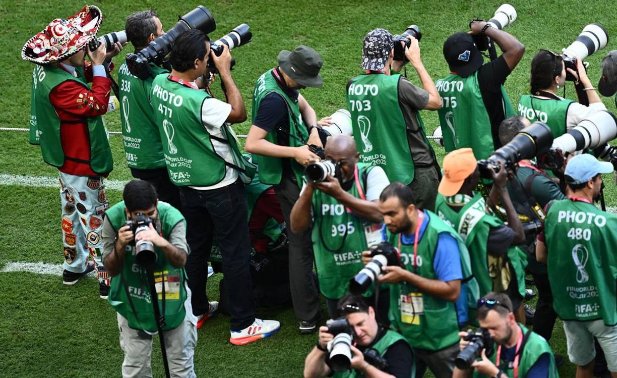 La ‘marea roja’ se roba el show y bellezas en Túnez-Australia