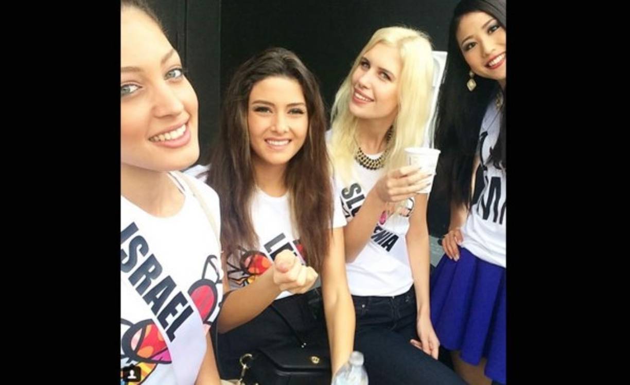 En segundo lugar está la selfie de Miss Líbano. Durante el Miss Universo, Miss Israel, Doron Matalon compartió una foto de ella sonriendo junto a Miss Líbano, Saly Greige. La foto causó revuelo en el país que se encuentra en guerra con Israel.