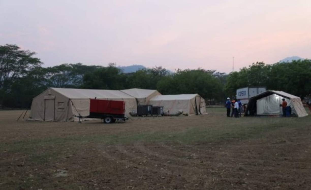 La estructura fue adquirida junto con la clínica móvil para aislamiento en DXL Enterprises, LLC de Estados Unidos, una empresa con más de 25 años de experiencia en productos de implementación para servicios de emergencia. La compra total ascendió a 5.5 millones de lempiras.