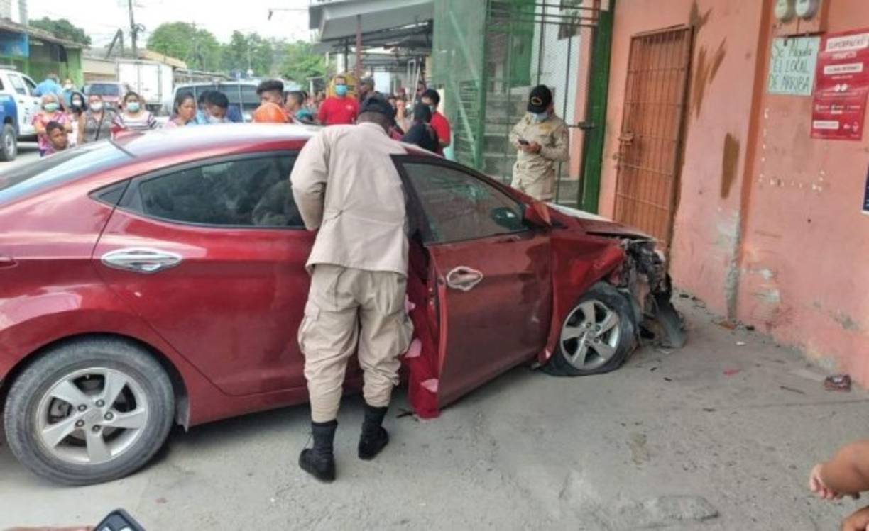 Por ahora, no se conocen los móviles del hecho, perpetrado por sujetos aún desconocidos. Policía inspecciona la escena y ha montado operativos en la región.