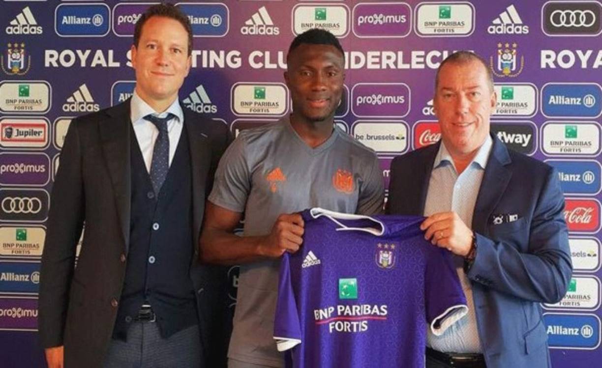 Bubacarr Sanneh, internacional con Gambia, es nuevo jugador del Anderlecht. El defensa firma con el equipo belga para las próximas cinco temporadas.