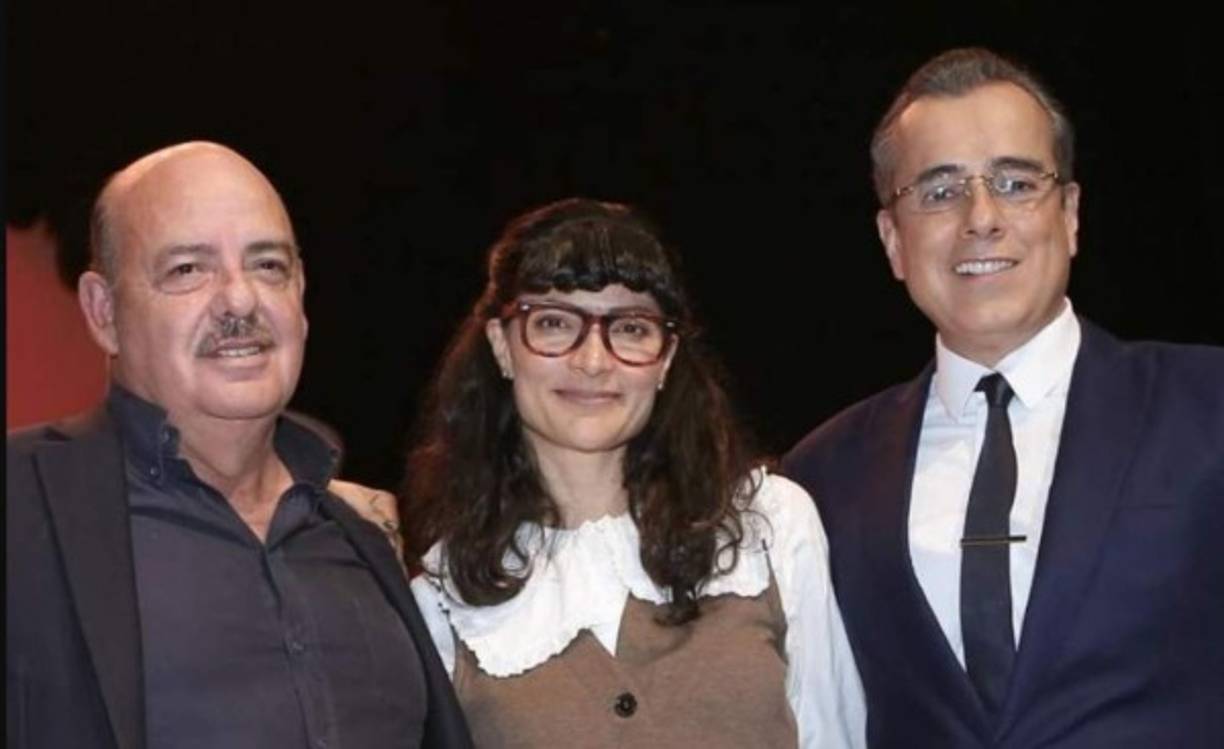 Fernando Gaitán - Enero 29 de 2019<br/>Edad: 58 años<br/>Causa de muerte‎: ‎Infarto de miocardio<br/><br/>El famoso escritor colombiano falleció a inicios del año dejando un espectacular legado de telenovelas como 'Café con aroma de mujer' o 'Yo soy Betty, la fea'. ADEMÁS: <a href='https://www.laprensa.hn/fotogalerias/farandula/1342111-411/betty-la-fea-antes-despues-ahora-actores' style='color:red;text-decoration:underline' target='_blank'>Betty la fea: el antes y después de sus actores</a><br/>