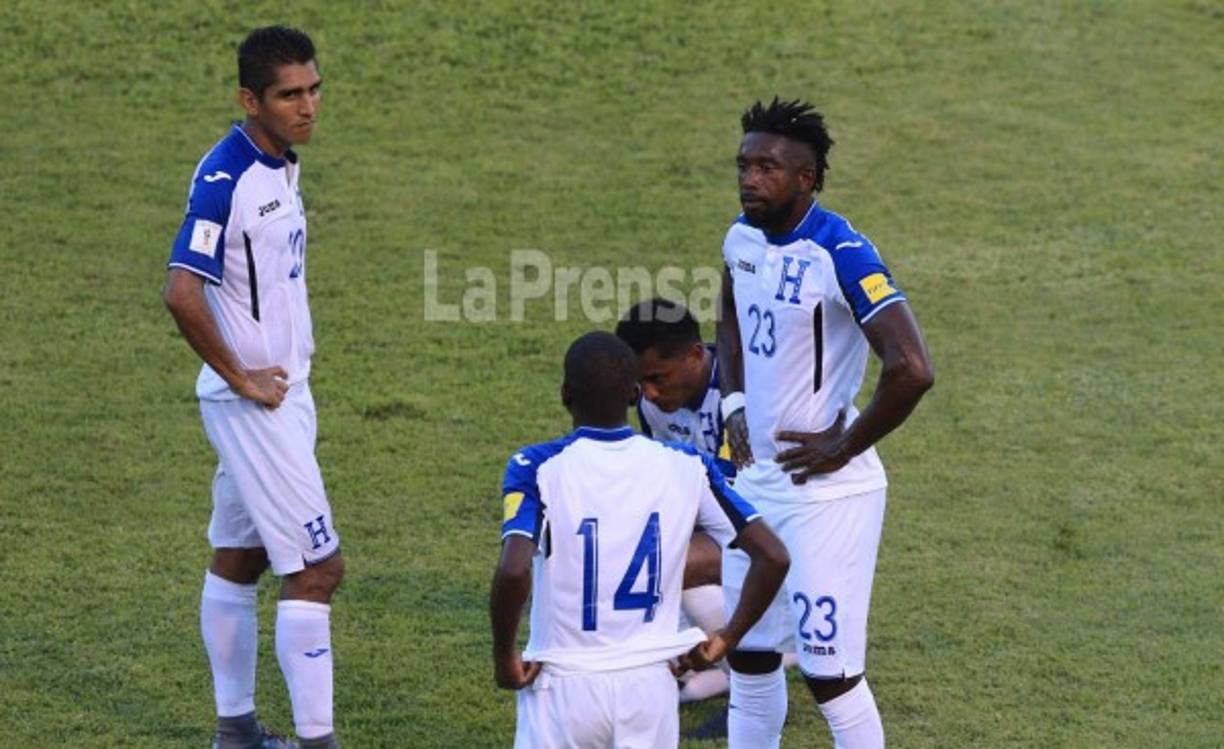 El combinado catracho quedó con dolor tras el gol del empate.