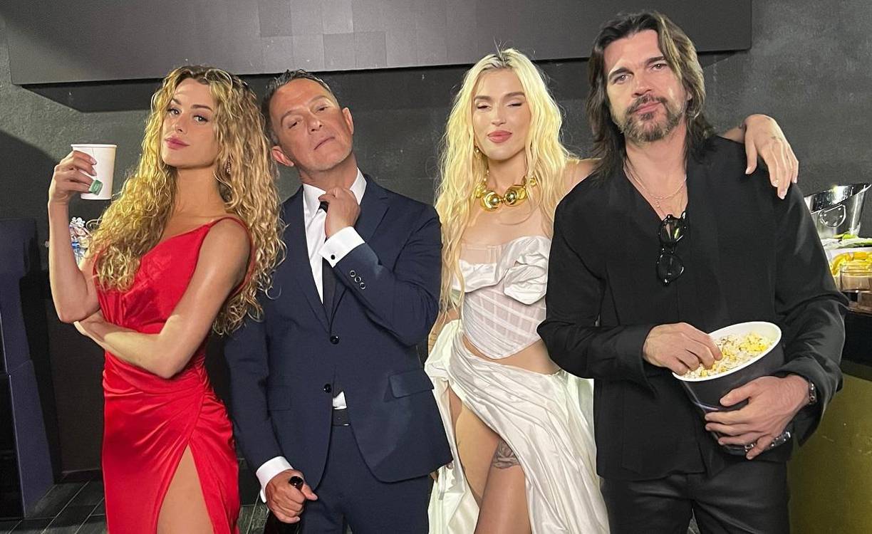 Candela Márquez es 19 años más joven que Alejandro, y desde hace 10 años radica principalmente en México, país de donde es la primera esposa de Sanz y donde vive una de sus hijas mayores. El compositor tiene 55 años, en tanto, la actriz cuenta con 36.