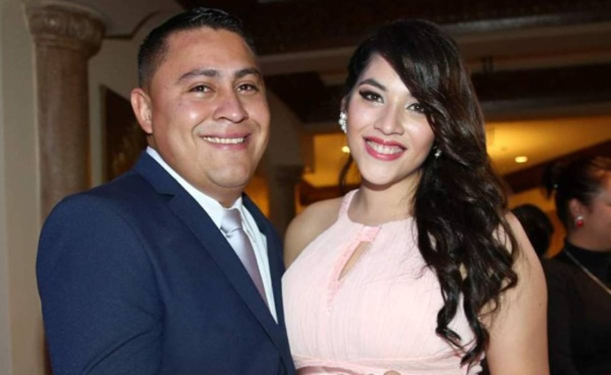 El jueves 02 de abril Carolina Lanza reveló durante una de las transmisiones en vivo que estaba separada y en proceso de divorcio de Marvin Fuentes por una infidelidad de este. Entre esas mismas revelaciones Lanza dijo que la otra había sido una compañera de trabajo, pero no indicó quien.