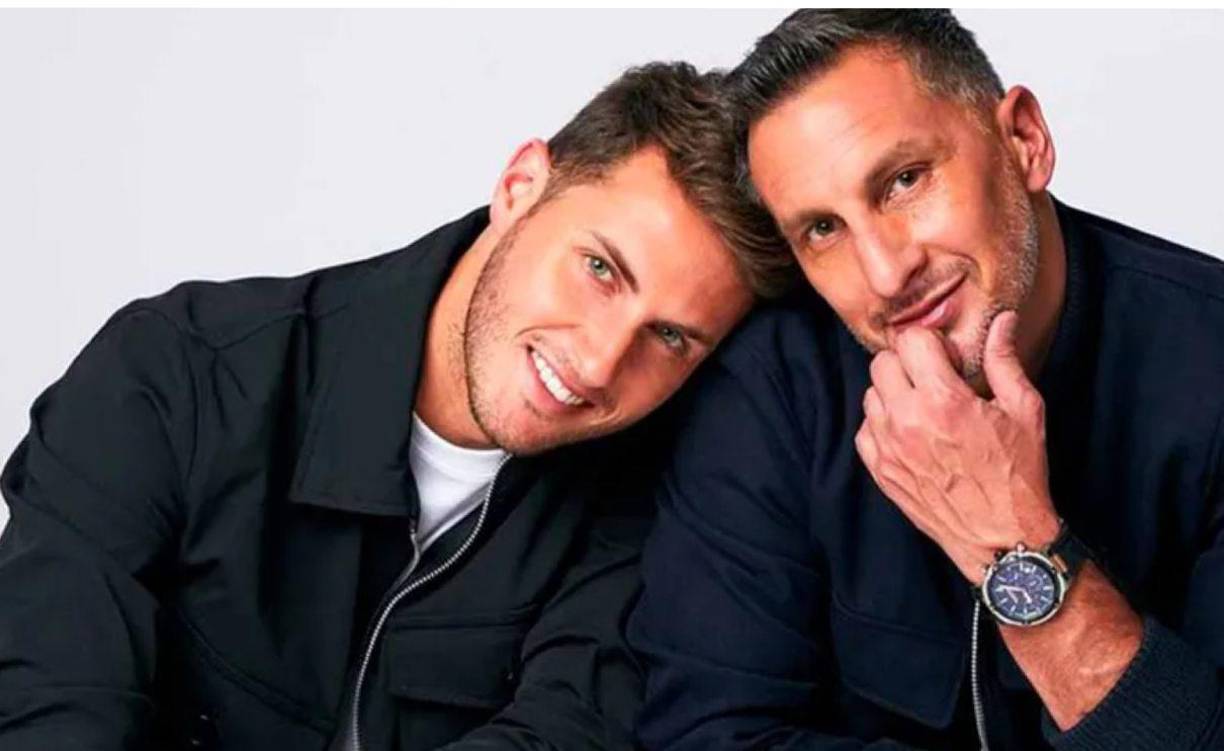 El exjugador ”Chaco” Giménez es actualmente analista deportivo y es padre de Santi, delantero de la selección México. 